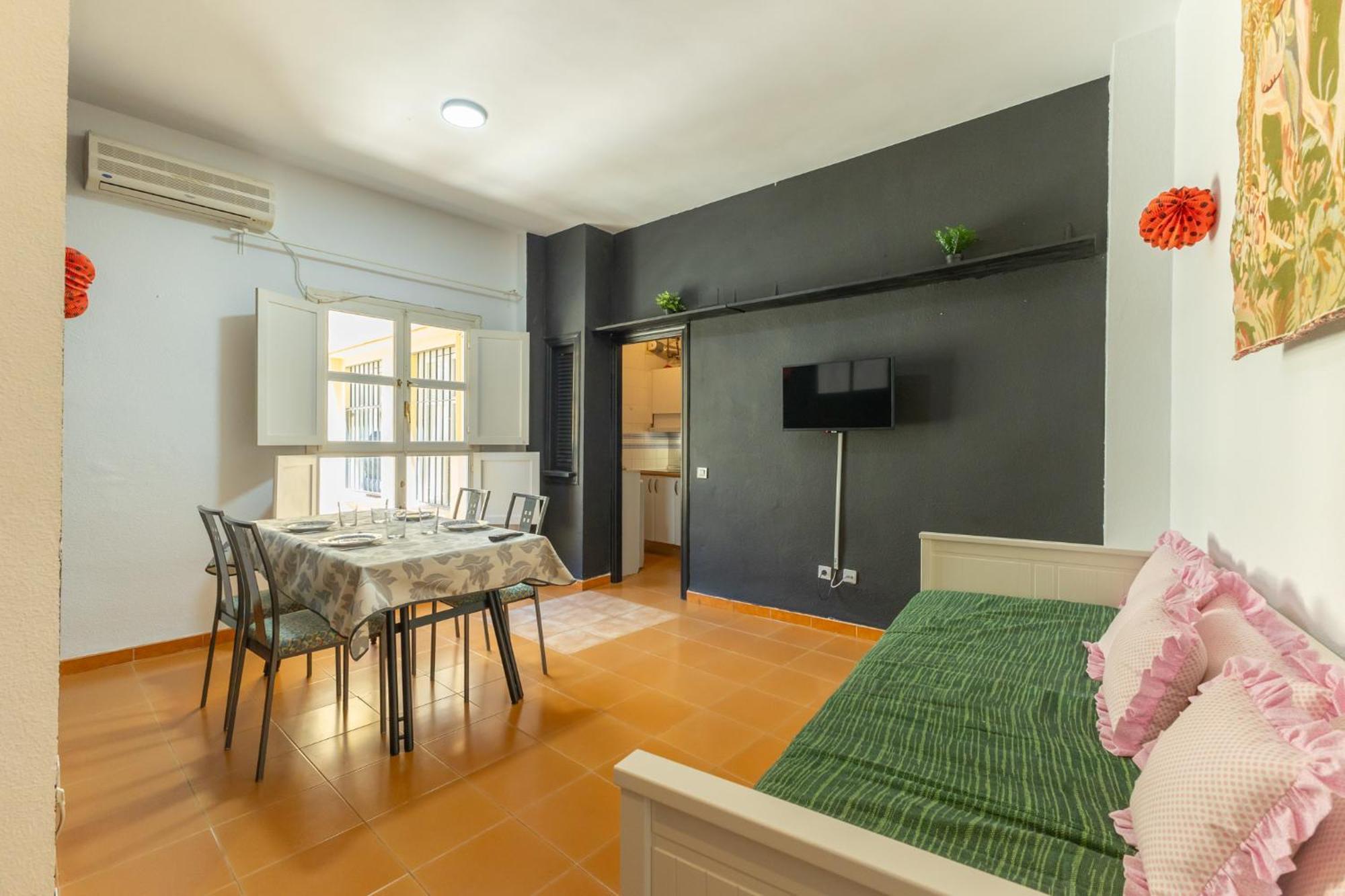 Conde Center Premium Suites, Free Parking Σεβίλλη Εξωτερικό φωτογραφία