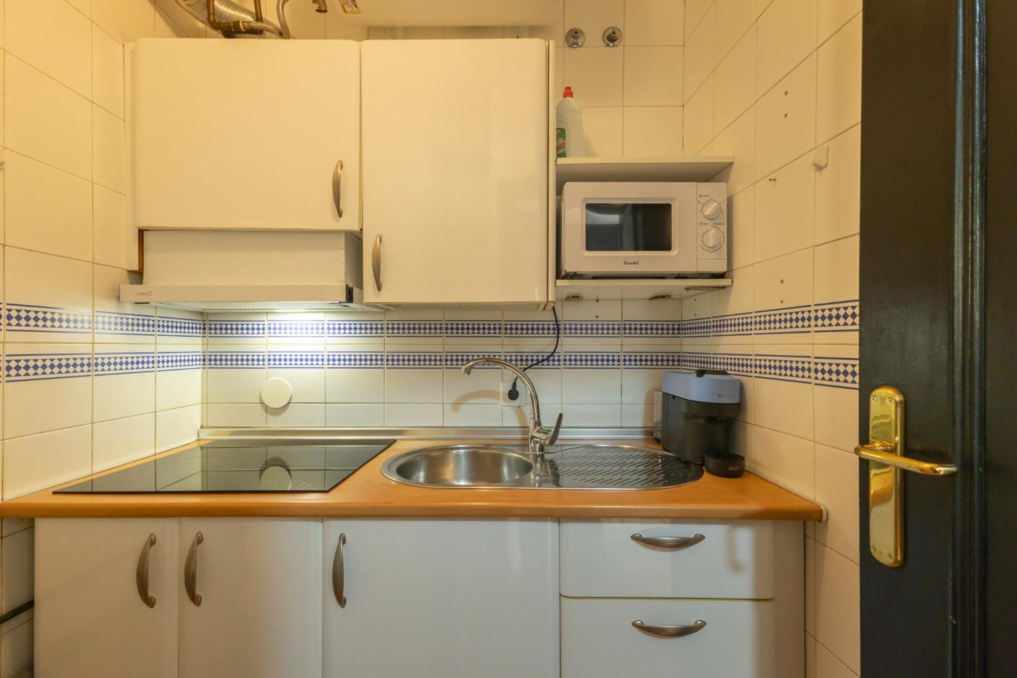 Conde Center Premium Suites, Free Parking Σεβίλλη Εξωτερικό φωτογραφία